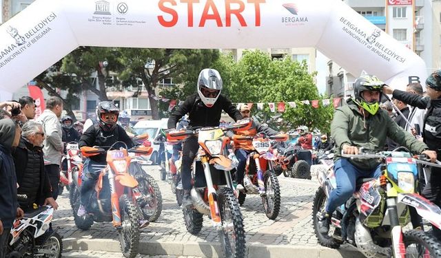 Türkiye Enduro ve ATV Şampiyonası Bergama'da start aldı