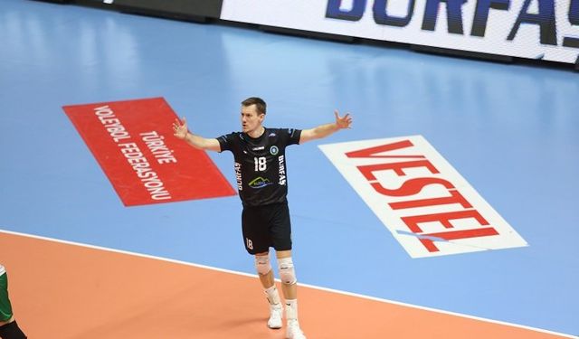 Dmitrii Bahov yuvada kaldı