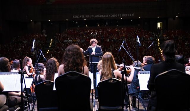 KSO Oda Orkestrası’ndan muhteşem konser