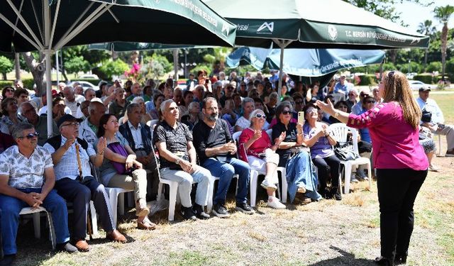 Yenişehir Emekli Evi üyelerine müzik ziyafeti