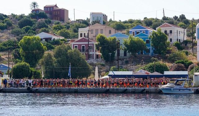 Yunanistan’dan Türkiye’ye en güzel yüzme yarışı