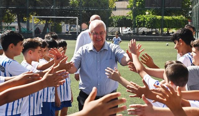 Karabağlar’da yaz spor okulları doludizgin