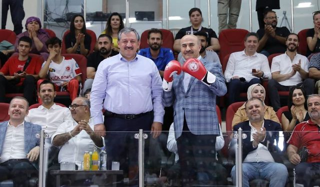 Mardin Valisi Demirtaş milli sporcularla buluştu