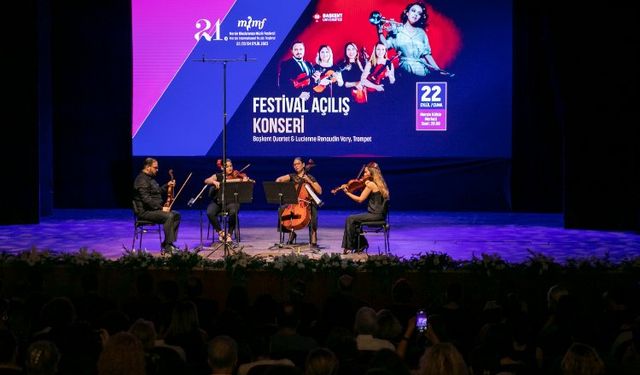 ‘21. Mersin Uluslararası Müzik Festivali’ müzikseverlerle buluştu