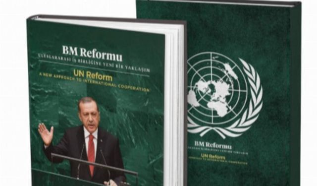 BM’deki liderlere 'Farklı İnanış Ortak Anlayış' ve 'BM Reformu' kitabı