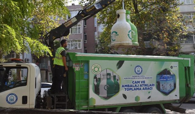 Bursa Yıldırım'da 5 bin tona yakın atık cam toplandı