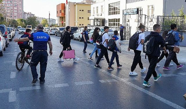 Beylikdüzü Belediyesi öğrenciler için görev başında