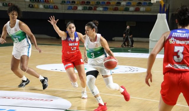 İzmit’in perileri evinde Botaş’ı devirdi: 65-52