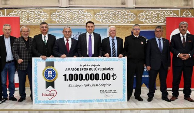 Kütahya'da amatör spor kulüplerine 1 milyon TL destek