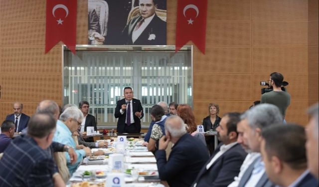 Muhittin Böcek'ten adaylık sinyali