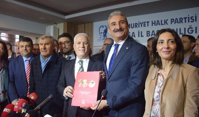 Bursa'da Bozbey heyecanı sokağa taştı