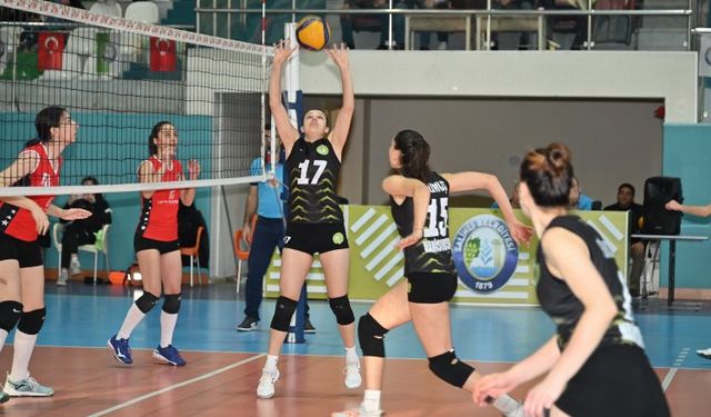 Manisa'nın Sultanları Turgutlu deplasmanında galip