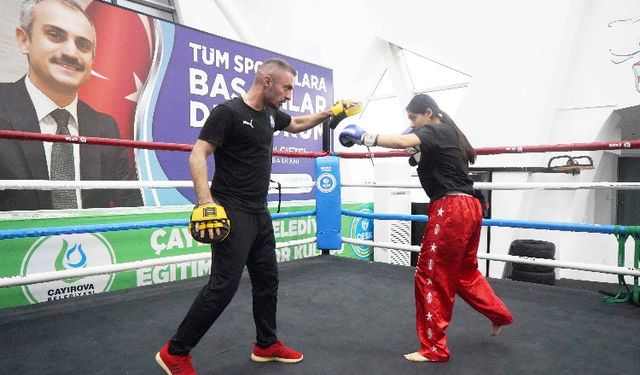 Çayırova'da kış spor okullarında eğitime devam