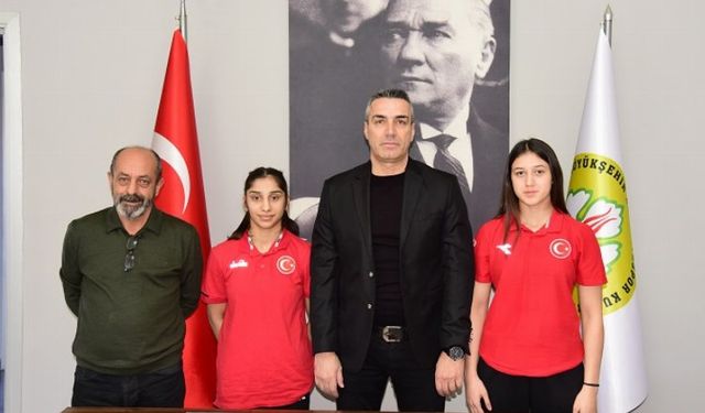 Manisa BBSK’dan Galatasaray’a transfer oldular