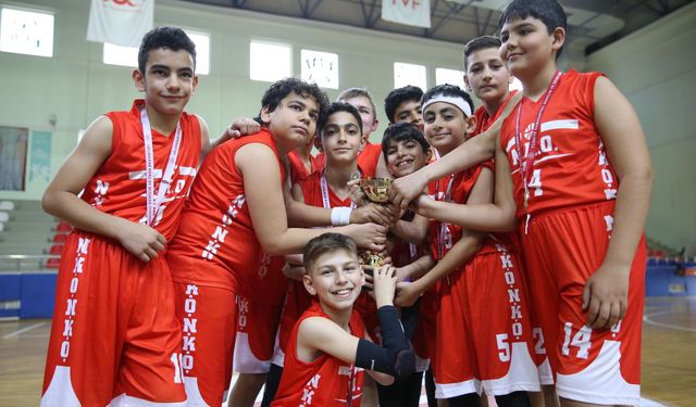 Namık Kemal ortaokulları basketbol şampiyonu…
