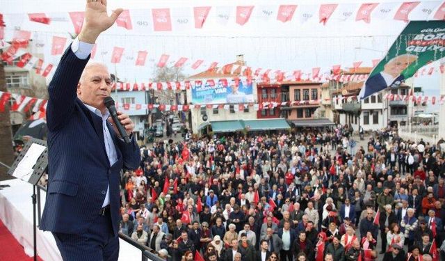 CHP'li Bozbey'den Mudanya'ya 'metrobüs' müjdesi