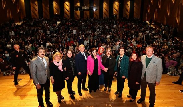 Türkan Şoray üreten kadınlar için geldi