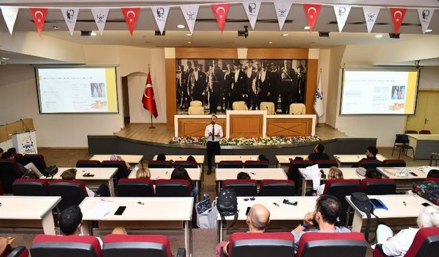 Çiğlili sporseverler sağlıklı beslenme seminerinde buluştu