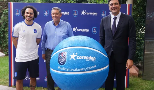 Anadolu Efes sponsorluk anlaşmasını yeniledi