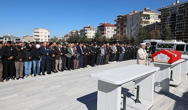 Kalp Krizi Sonucu Vefat Eden Uzman Çavuşa Son Veda