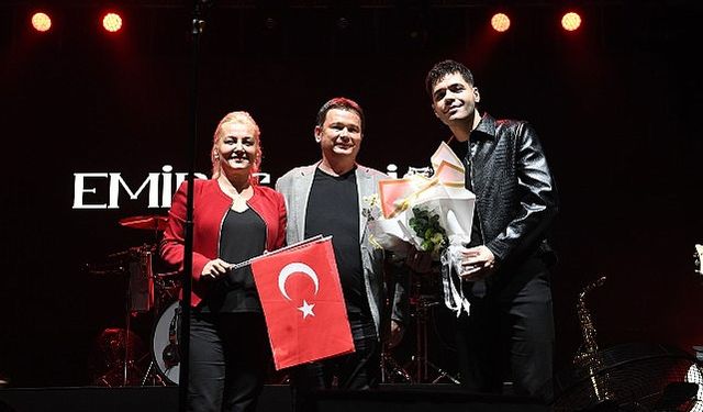 Osmangazi’de muhteşem Cumhuriyet Bayramı konseri