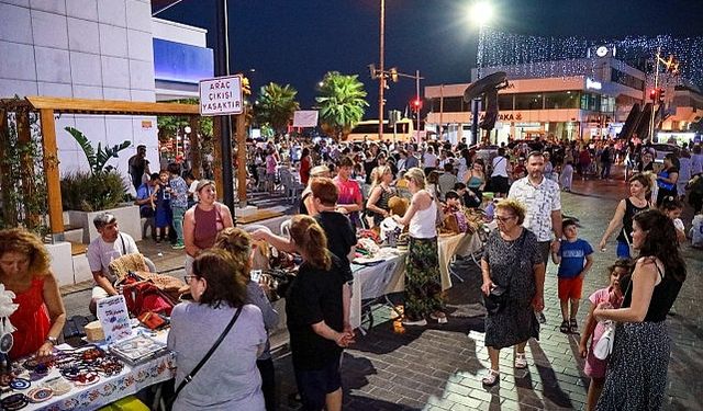 ‘Gece Pazarı’ ile kadınların el emeği kazanca dönüştü