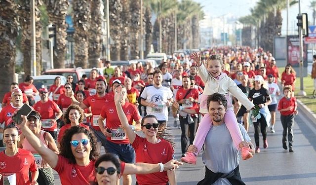 Karşıyaka 30. kez Ata’dan Ana’ya koştu! 