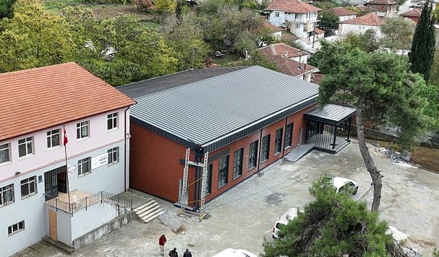 Kızderbent'teki çok amaçlı salonun yüzde 95'i tamam