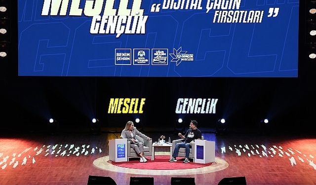 Konya Büyükşehir Gençlik Meclisi, Girişimci ve Influencer Hakkı Alkan’ı Üniversiteli Gençlerle Buluşturdu