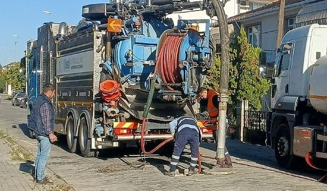 Lüleburgaz'ın kanalizasyon hatlarında temizlik