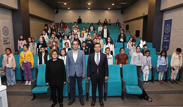 Nilüferli çocuklar demokrasi şöleni yaşadı 