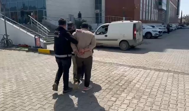Ruhsatsız Tabanca ve Mermiler Ele Geçirildi
