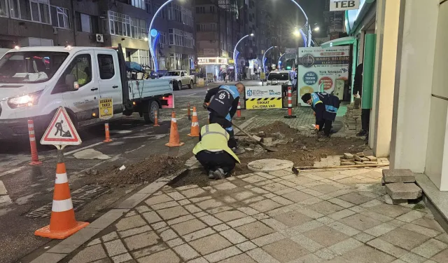 Kocaeli Büyükşehir gece de durmadan çalışıyor