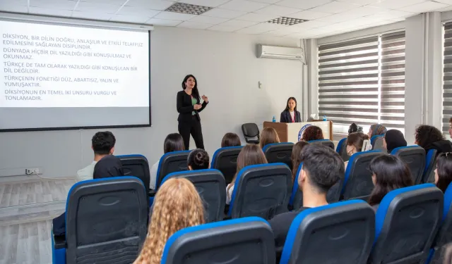 Bursa Büyükşehir'den 'Çalışma Hayatında Kariyer' semineri