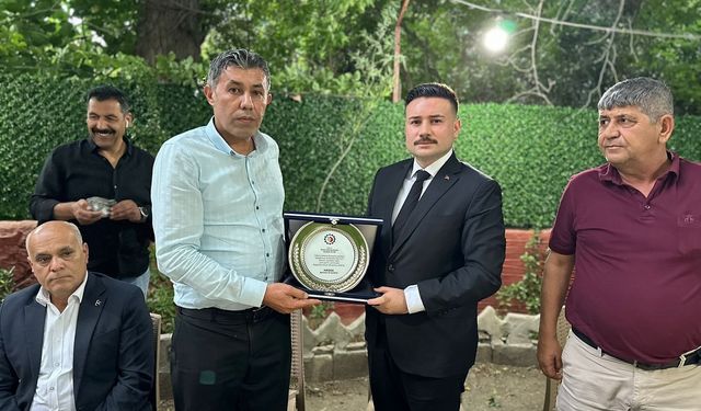 Acar’a Duygulandıran Veda