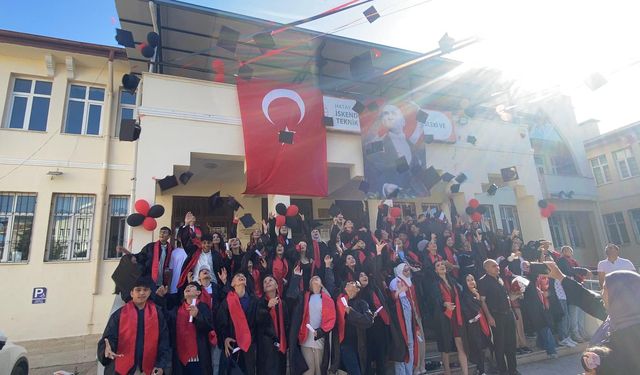 Emine Saadet Çarmıklı’da tatil heyecanı…