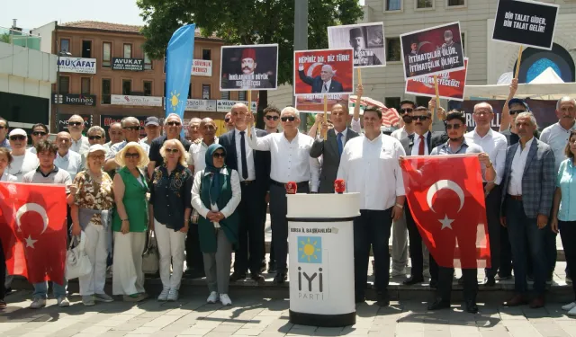 Bursa İYİ Gençlik'ten Atatürk’ün mirasına sahip çıkma çağrısı