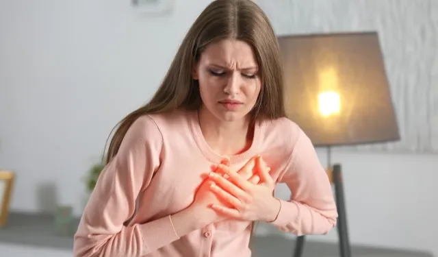 Sessiz kalp krizine dikkat! Belirtiler grip sanılabilir!