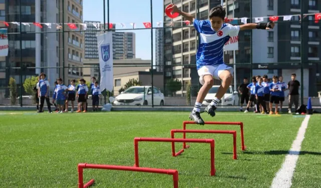 ABB'den çocuklara ücretsiz futbol yaz kursu