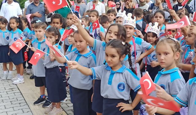 İskenderun’da Yeni Eğitim Yılı Coşkuyla Başladı