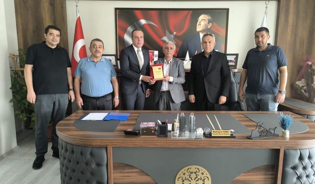 Erzin’de Üniversite Öğrencilerine Burs Desteği…