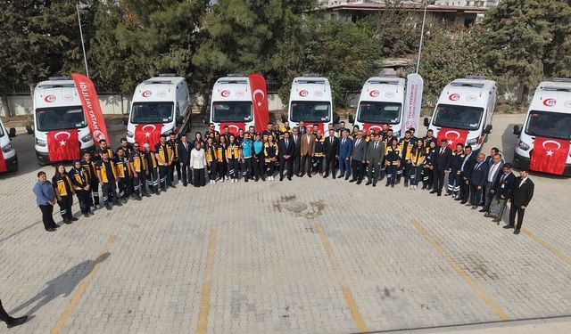 12 Yeni Ambulans Hizmete Alındı