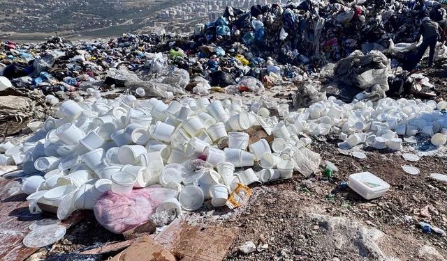 Etiketsiz 2 Ton Yoğurt 300 Kilo Peynir İmha Edildi