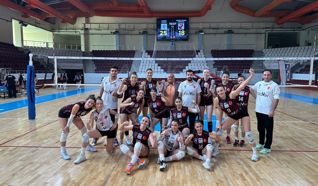Hatayspor Kadın Voleybol Takımı Zirveye Yürüyor…