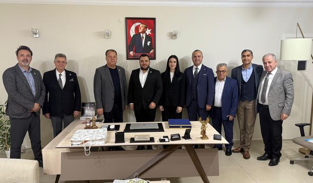 ATSİAD’da Uygun'lara  Plaket ve Rozet