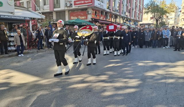 Öztürk Paşa son yolculuğuna uğurlandı
