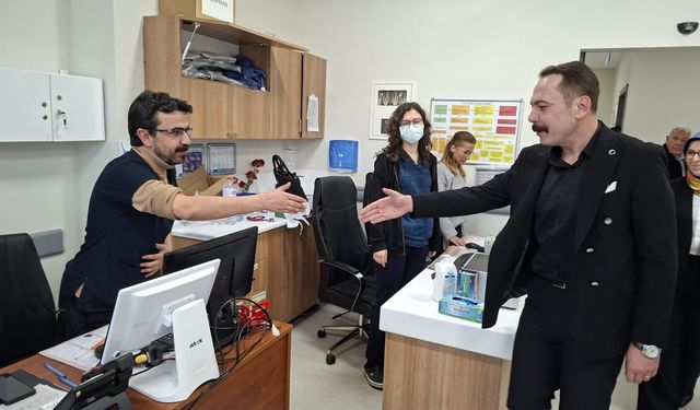Erzin’de Kaymakamdan Hastaneye Bayram ziyareti…