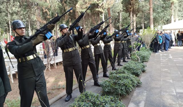 İskenderun Şehitliğinde Çanakkale Şehitleri Anıldı…