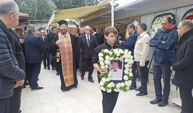 Teyfik Sayek son yolculuğuna uğurlandı…