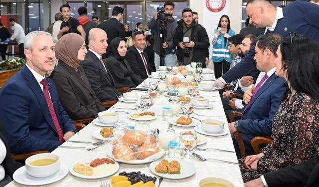 YÖK Başkanı Özvar Hatay’da İftara Katıldı